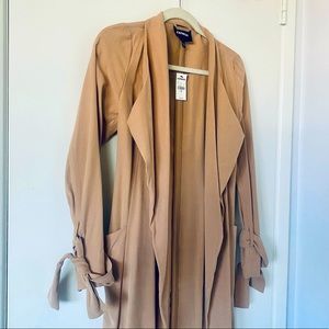 NWT Express Belted Soft Trench Coat in Camel, XS
